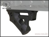 Striker Angled Grip /BK